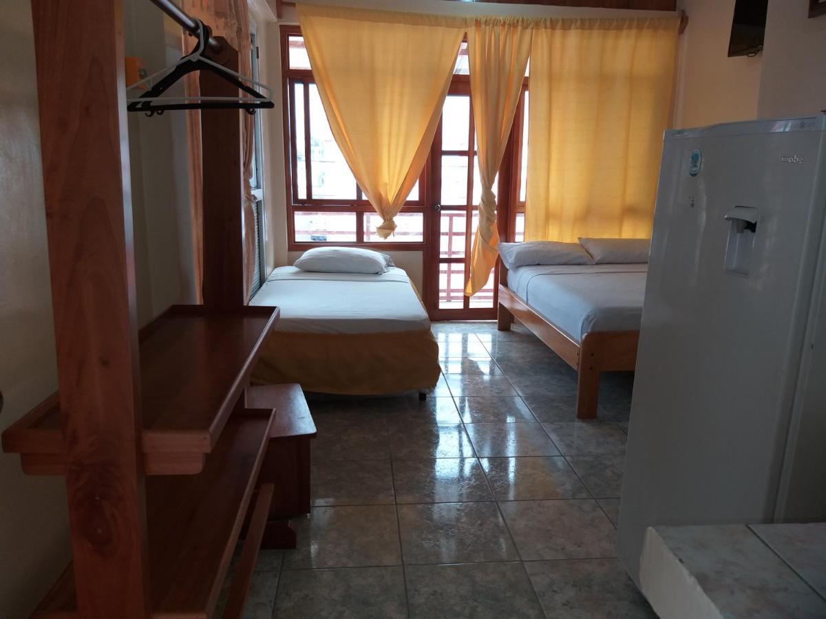 Hostal Miconia Puerto Ayora  Δωμάτιο φωτογραφία