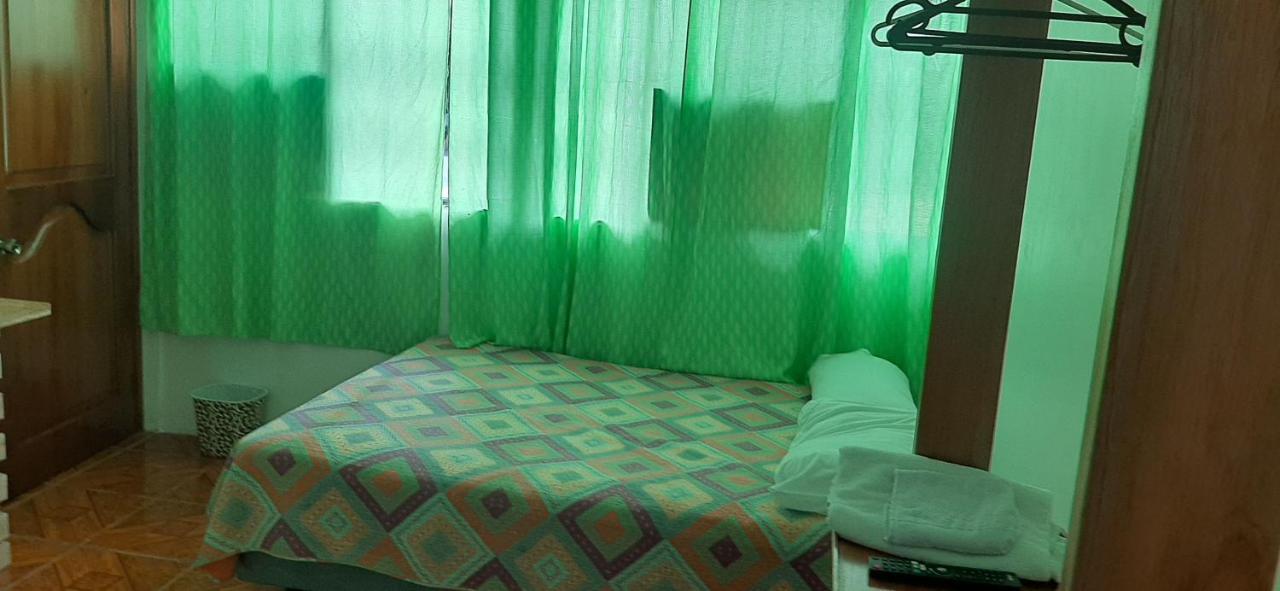 Hostal Miconia Puerto Ayora  Εξωτερικό φωτογραφία
