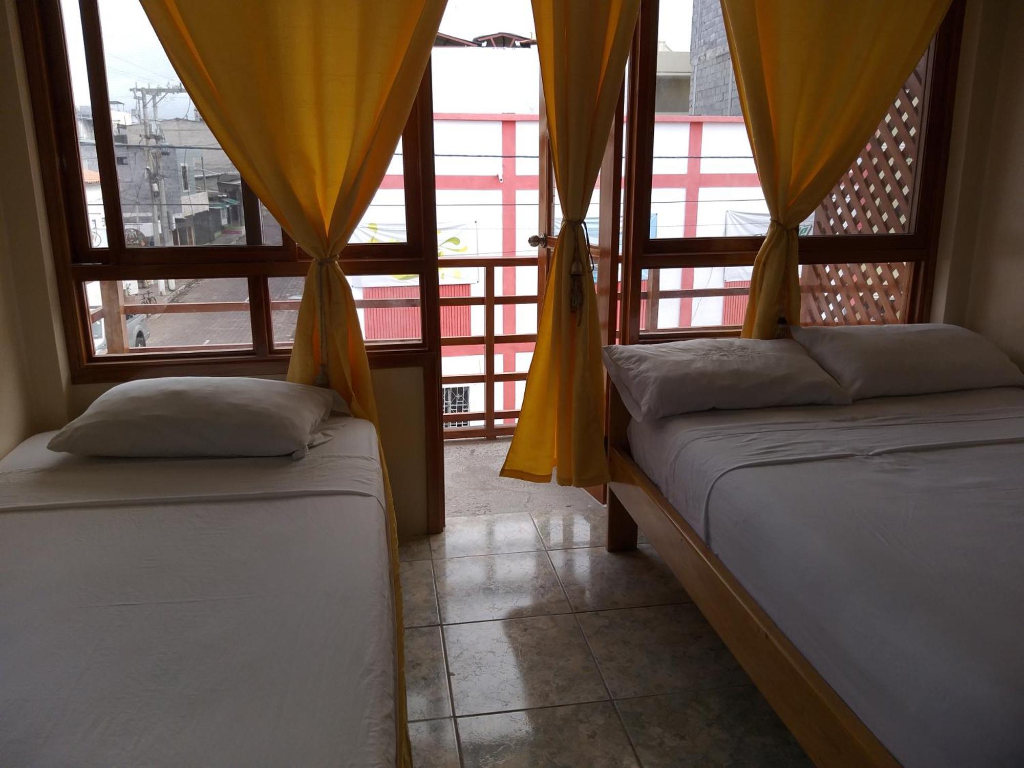 Hostal Miconia Puerto Ayora  Δωμάτιο φωτογραφία