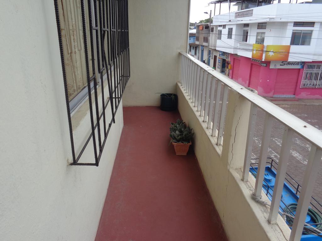 Hostal Miconia Puerto Ayora  Δωμάτιο φωτογραφία