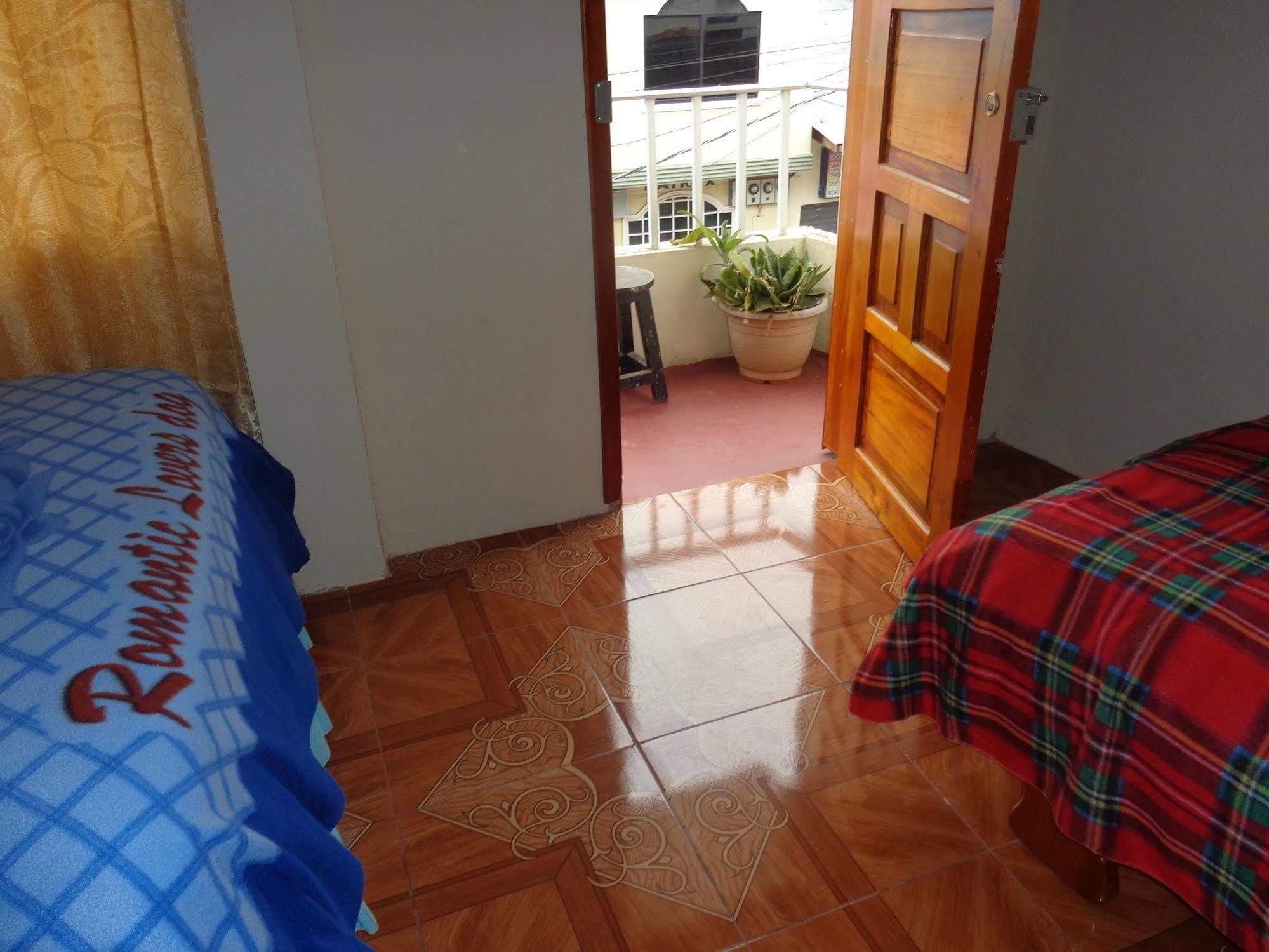 Hostal Miconia Puerto Ayora  Εξωτερικό φωτογραφία
