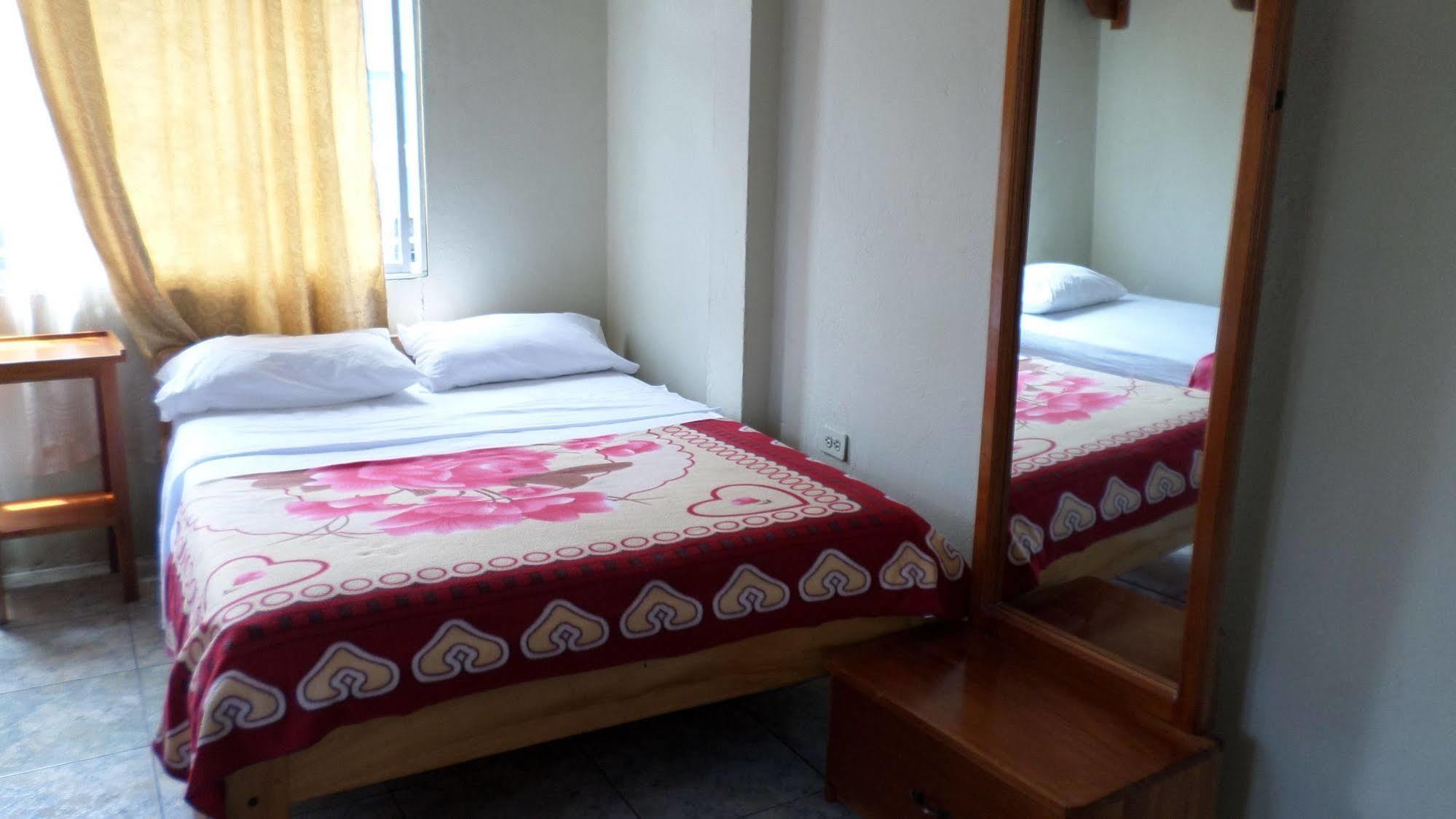 Hostal Miconia Puerto Ayora  Εξωτερικό φωτογραφία
